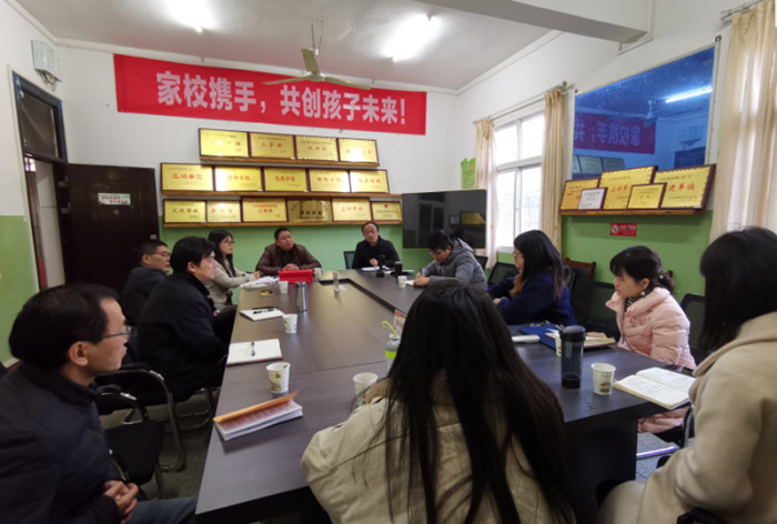 高校与中小学互听互帮 推进思政课一体化教学(图2) 高校与中小学互听互帮 推进思政课一体化教学(图2)