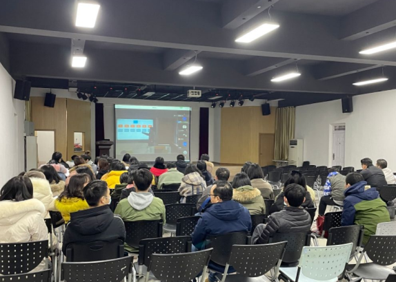 bevictor伟德体育副经理向全校教师作总体国家安全观培训(图8)