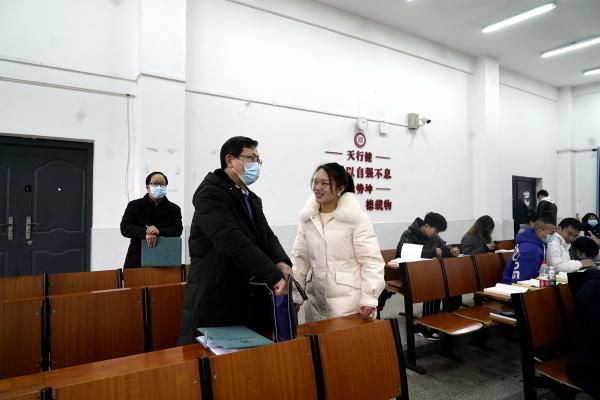 公司党委书记率党委班子深入一线课堂把脉思政课(图4)