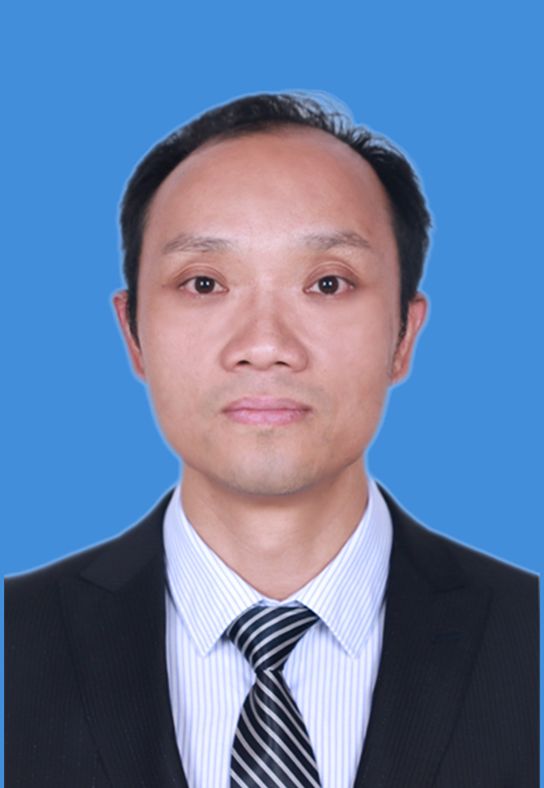 bevictor伟德体育思政课名师——梁东兴(图1)