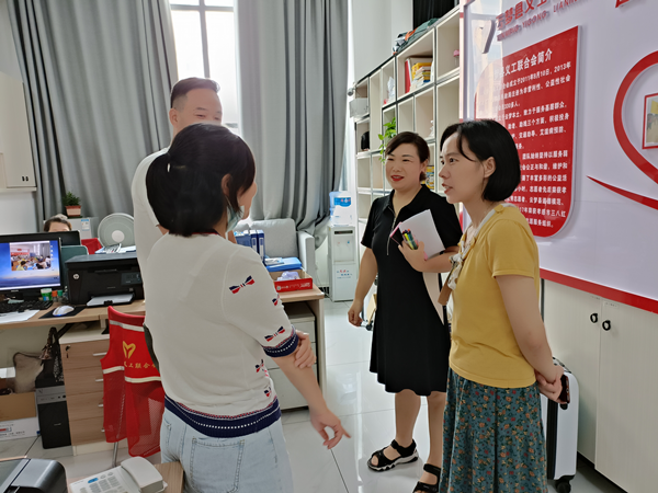 bevictor伟德体育思政课教师赴云梦指导员工开展暑期社会实践活动(图3)