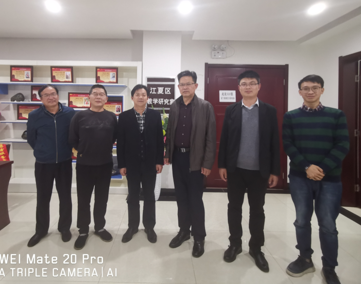 bevictor伟德体育大中小学思政课一体化建设研究中心主任赴江夏区教研室研究中心工作(图2)