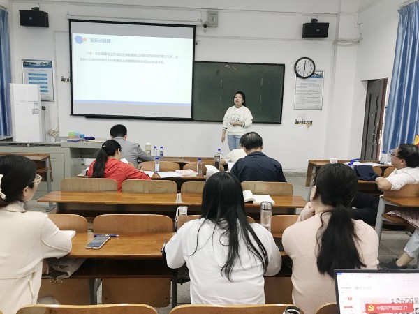 bevictor伟德体育举行学习宣传贯彻党的二十大精神青年教师教学竞赛(图2) bevictor伟德体育举行学习宣传贯彻党的二十大精神青年教师教学竞赛(图2)