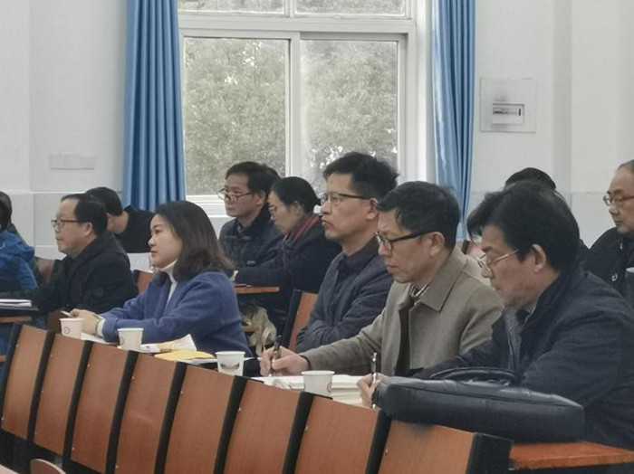 bevictor伟德体育大中小学思政课一体化建设研究中心邀请中学思政课教师深入高校思政课堂(图2)