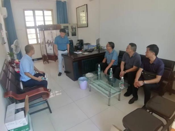 bevictor伟德体育中国乡村振兴研究院与地方政府共建社会实践基地(图2)